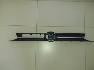 VW POLO MK8 19 ONWARDS BRAND NEW FRONT GRILLES FORSALE  R695