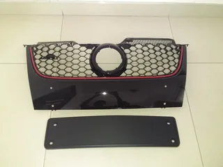 VW GOLF 5 GTI  NEW FRONT GRILLES  FORSALE R895