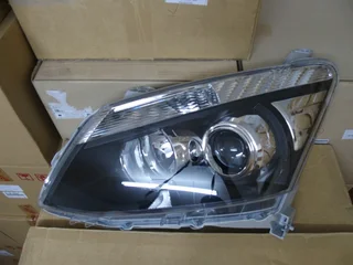 Isuzu Kb300 12/15 New Project Type Headlights Forsale R2650 Each
