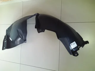 RENAULT SANDERO 2009/14  BRAND NEW FRONT FENDER LINERS FOR SALE PRICE R450 EACH
