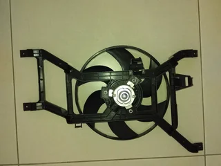 Nissan Np200 8v  Brand New Radiator  Cooling  Fans  Forsale Price:r1295