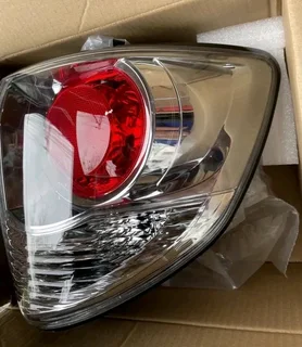 TOYOTA FORTUNER 12/15 OUTER TAILIGHTS CRYSTAL TYPE FORSALE R895 EACH