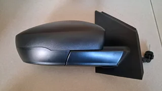 VW Polo Vivo (2015 – 2017 Onwards) Brand New Door Mirror – Manual Adjustment for sale : R950 each