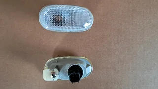 MITSUBISHI TRITON 09/14 NEW MARKER LIGHT SET (CLEARTYPE) FORSALE R250