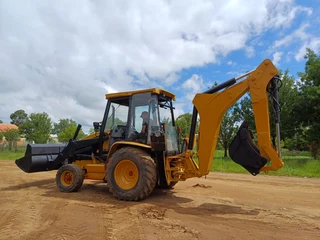 Caterpillar 416D TLB 2x4