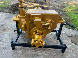 Komatsu JV100WA Roller Hydraulic Drive Motor