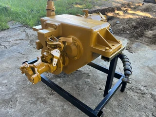 Komatsu JV100WA Roller Hydraulic Drive Motor