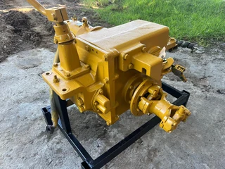 Komatsu JV100WA Roller Hydraulic Drive Motor
