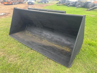 Telehandler Loader Bucket