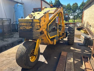 Bell 120 Rough Terrain Forklift 2.75 Ton