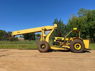 Ford MH9C Mobilift Carry Crane 9 Ton