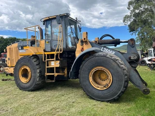 Bell L2606E Front End Loader Stripping For Spares