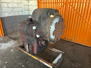 Dana Spicer 15.HR36432 Transmission