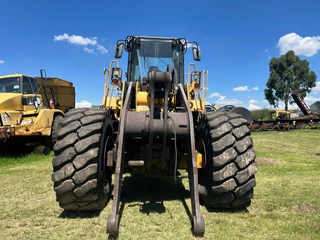 Bell L2606E Front End Loader Stripping For Spares