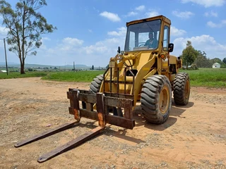 Komatsu W40 Wheel Loader Forklift 8 Ton