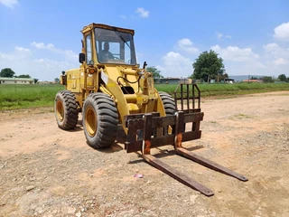 Komatsu W40 Wheel Loader Forklift 8 Ton