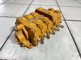 JCB Husco Valve Block 5 Spool