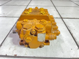 JCB Husco Valve Block 5 Spool