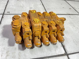 JCB Husco Valve Block 5 Spool