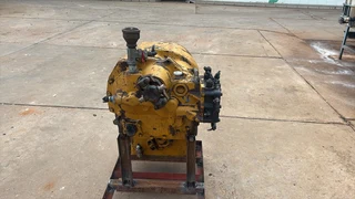 Dana Spicer Clark Hurth R32421 Transmission