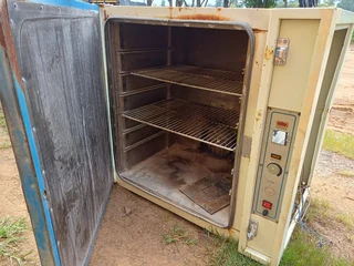 Scientific Laboratory Oven 568L