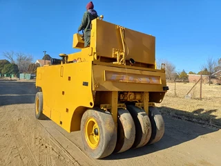 Ingersoll Rand Pneumatic Roller 27 Ton