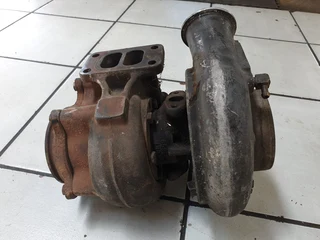 Holset HX40W Turbocharger 4046106