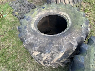 Firestone Flotation 23 DT Tyre 76 X 50.00B32