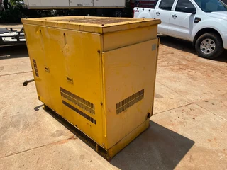Airman 37kW Rotary Screw Air Compressor 208 cfm