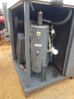 2010 Gardner Denver 37kW Rotary Screw Air Compressor 206 cfm