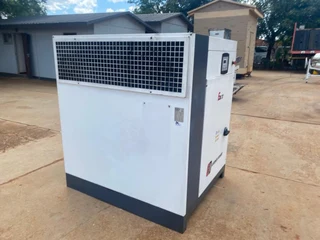 2010 Gardner Denver 37kW Rotary Screw Air Compressor 206 cfm