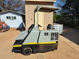 Tennant 235 Road Broom Sweeper