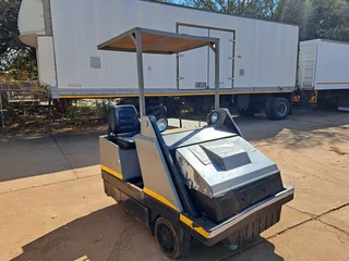 Tennant 235 Road Broom Sweeper