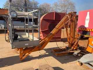 Cherry Picker Ronwal