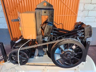 Ingersoll Rand Air Compressor 50 CFM