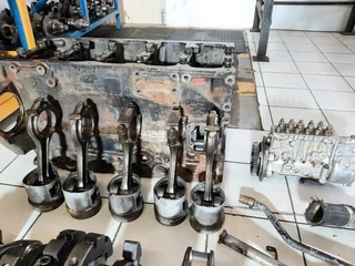 ADE 409 Stripped Complete Engine