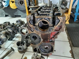 ADE 409 Stripped Complete Engine