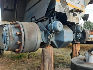 Bell 1226 Haulage Tow Tractor Rear Diff