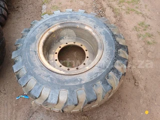 Industrial Tyre 17.5-25 with Rim