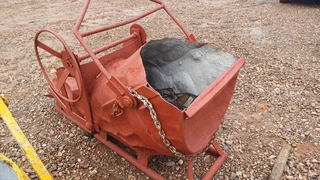 Banana Concrete Bucket 250L