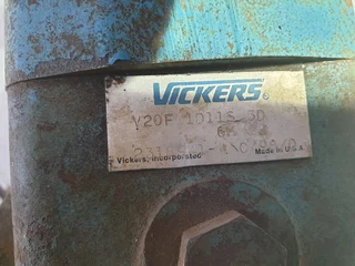 Vickers V20F 1D11S 3D Gear Pump