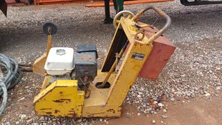 Ian Dickie Concrete Cutter