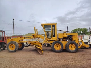 Champion 730 Road Grader