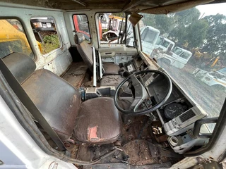 Isuzu F8000 Truck Cab