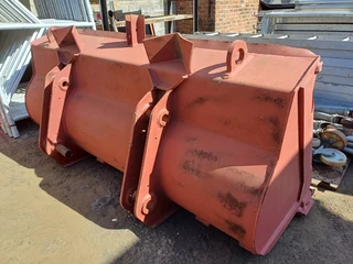 Bell L1206B FEL Bucket