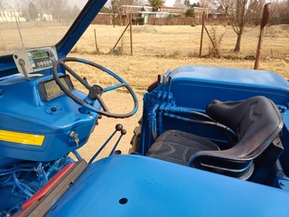 Ford Mobilift Carry Crane 7 Ton