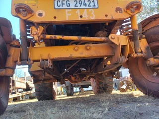 Bell 1226 Tractor Front Axle