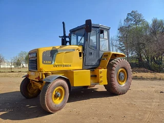 Bell 1226 Haulage Tow Tractor