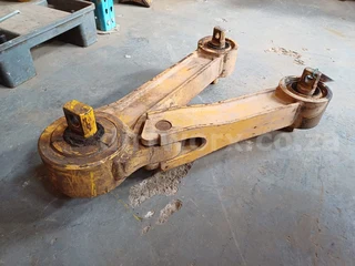 Bell B20D Front Differential Axle Tri-Link