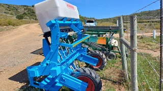 Monosem Fertiliser Spreader Kunsmis Strooier